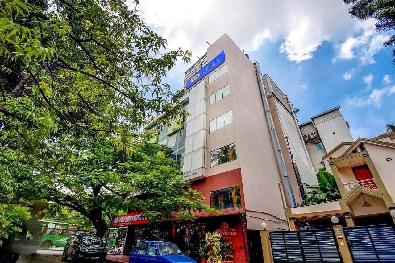 Fabhotel S Comfort Inn - Indiranagar Bangalore Esterno foto