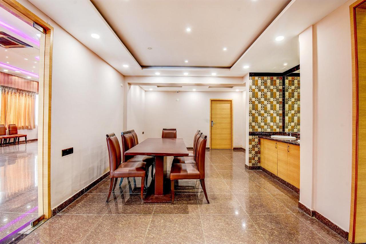 Fabhotel S Comfort Inn - Indiranagar Bangalore Esterno foto