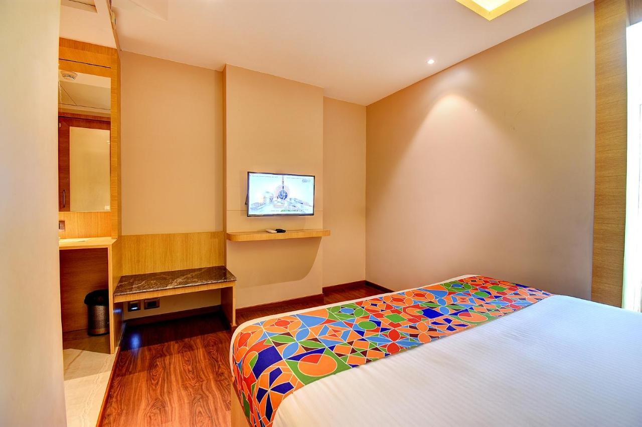Fabhotel S Comfort Inn - Indiranagar Bangalore Esterno foto